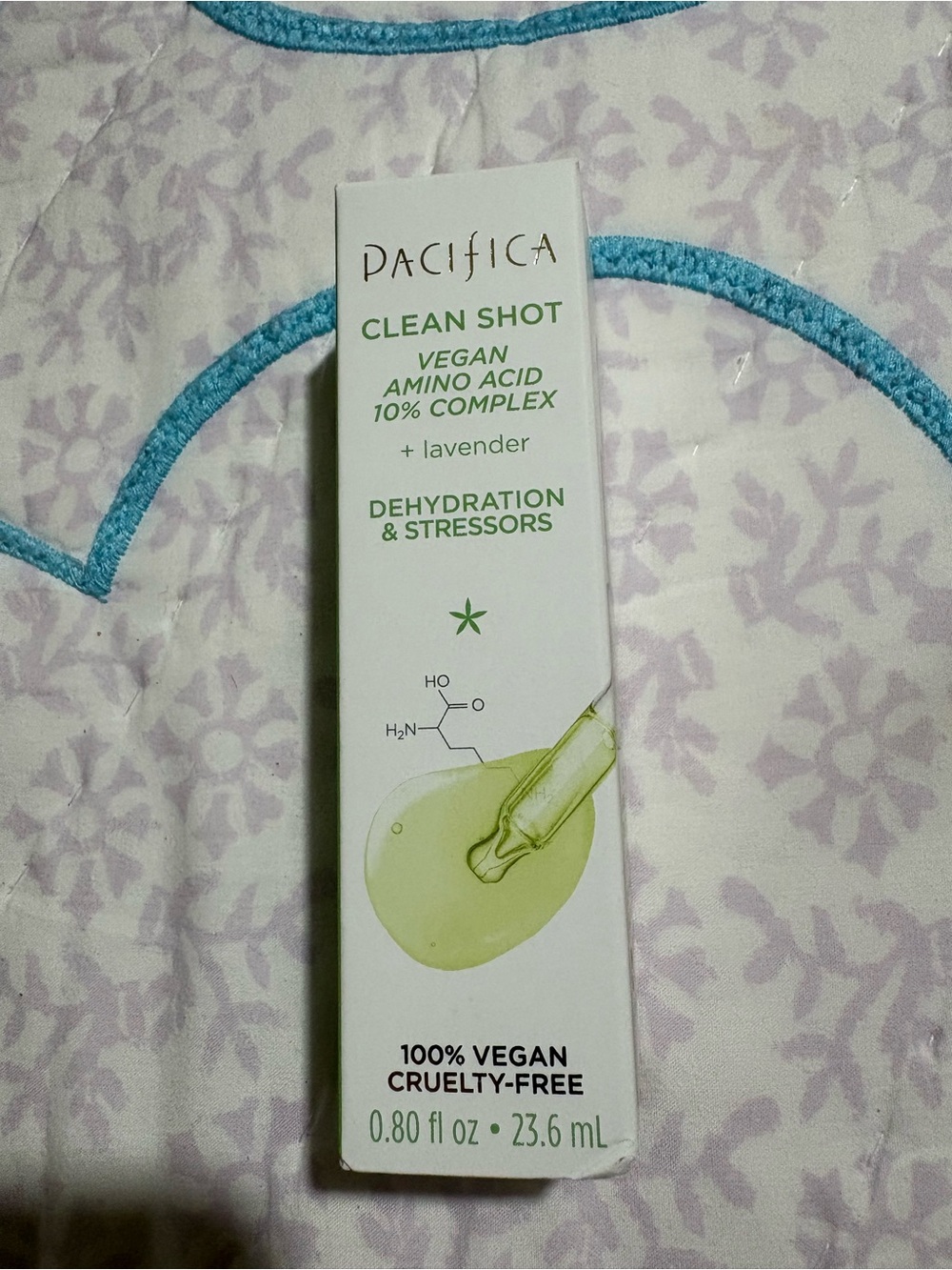 Pacifica Skin Serum Box in Green and White